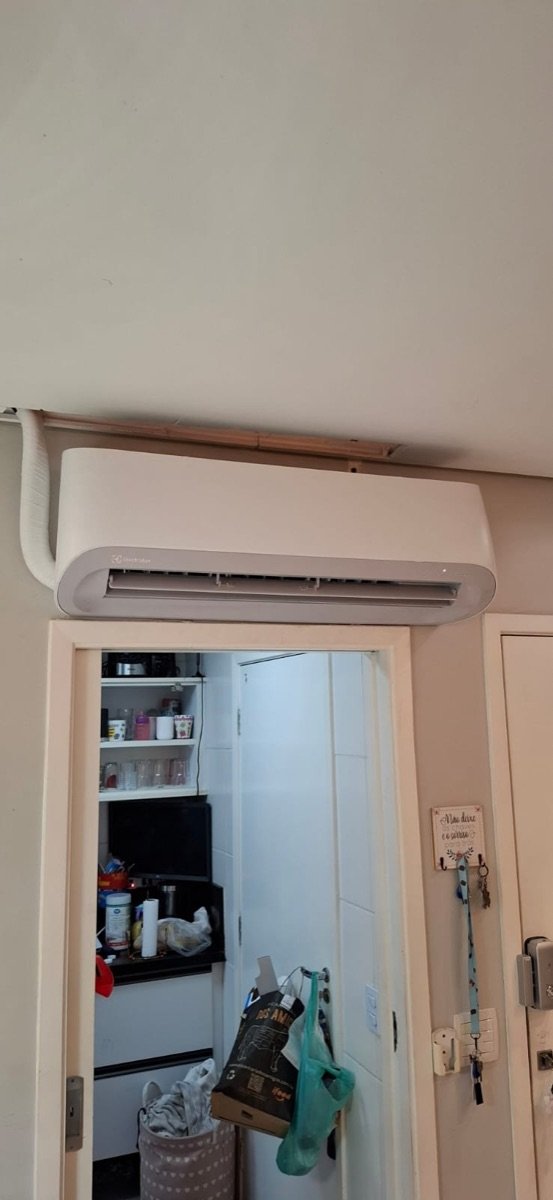 Instalação de unidade interna Electrolux